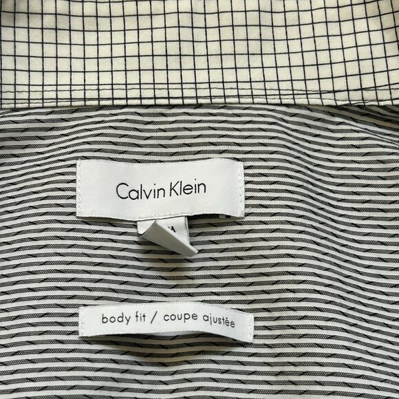Calvin Klein 100% Cotton button down strips shirt men's size M in gray & white - Picture 12 of 13